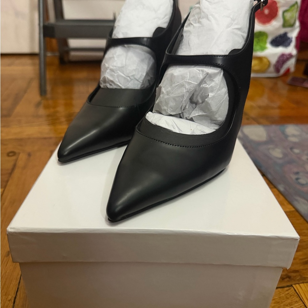 Brandon Blackwood Black Pointed Mary Jane Slingback Heels - Picture 2 of 8